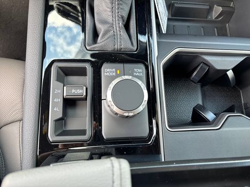 New 2026 Toyota Tundra Limited AWD/4WD image 24
