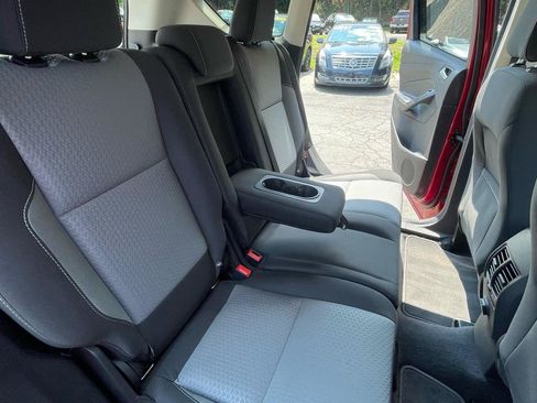 Used 2017 Ford Escape SE AWD/4WD image 27