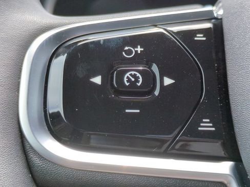 New 2026 Volvo XC90 B6 Plus w/ Protection Package Premier AWD/4WD image 24