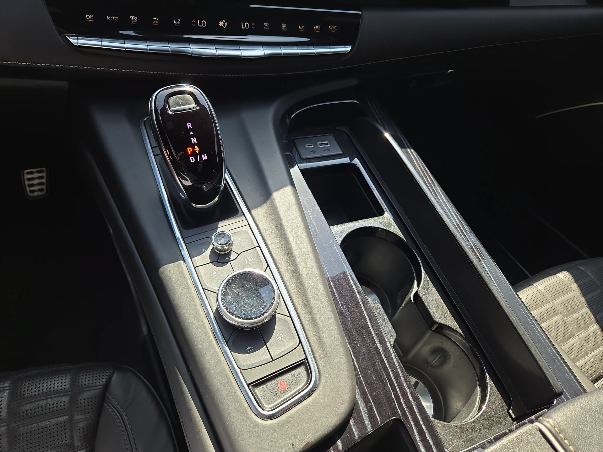 Certified 2023 Cadillac Escalade V w/ LPO, ONYX Package AWD/4WD image 22