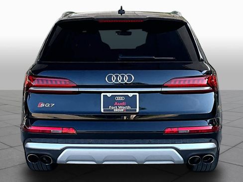 Used 2022 Audi SQ7 Prestige AWD/4WD image 5