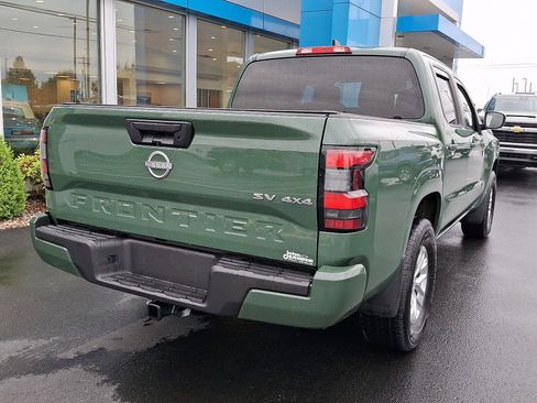 Used 2024 Nissan Frontier SV AWD/4WD image 6