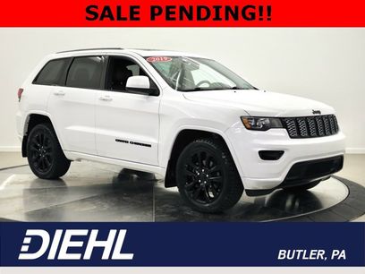 Used 2019 Jeep Grand Cherokee Altitude