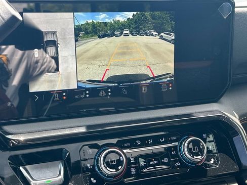 New 2026 GMC Sierra 2500 AT4 w/ AT4 Premium Plus Package AWD/4WD image 30