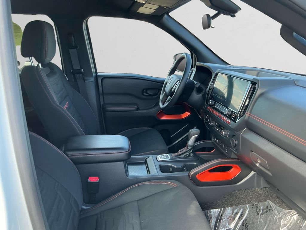 Used 2026 Nissan Frontier PRO-4X AWD/4WD image 15