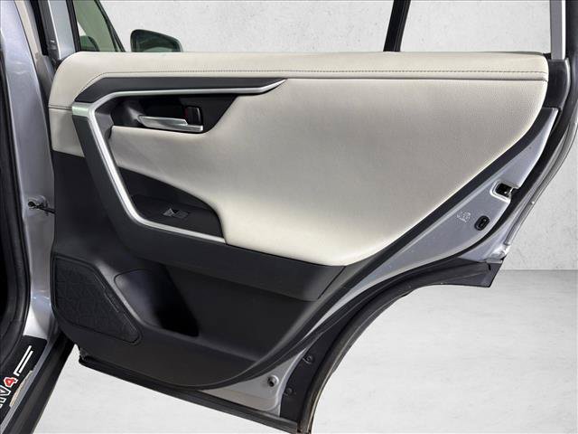 Used 2021 Toyota RAV4 Limited FWD image 18