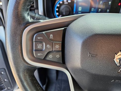 Used 2022 Ford Bronco Wildtrak image 17