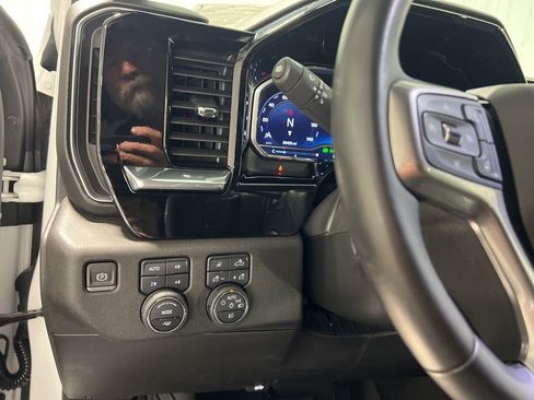 Certified 2024 Chevrolet Silverado 1500 LTZ image 34