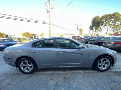 Used 2014 Dodge Charger R/T image 4