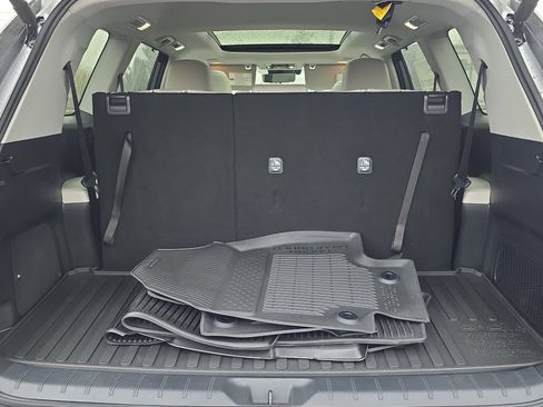 New 2026 Toyota Grand Highlander Platinum image 9