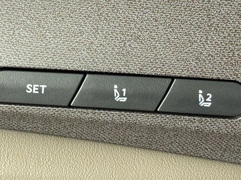 New 2026 Kia Carnival EX FWD image 31