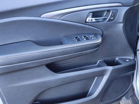 Used 2023 Honda Ridgeline RTL image 13