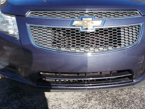 Used 2014 Chevrolet Cruze LT image 32