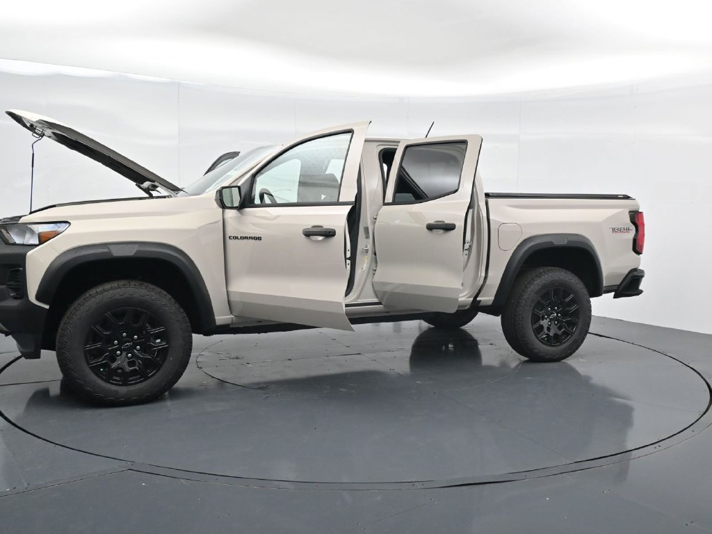 New 2026 Chevrolet Colorado Trail Boss AWD/4WD image 40