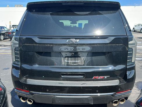 Used 2025 Chevrolet Tahoe RST w/ Comfort Package AWD/4WD image 3