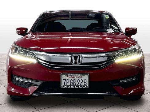 Used 2016 Honda Accord Sport image 3