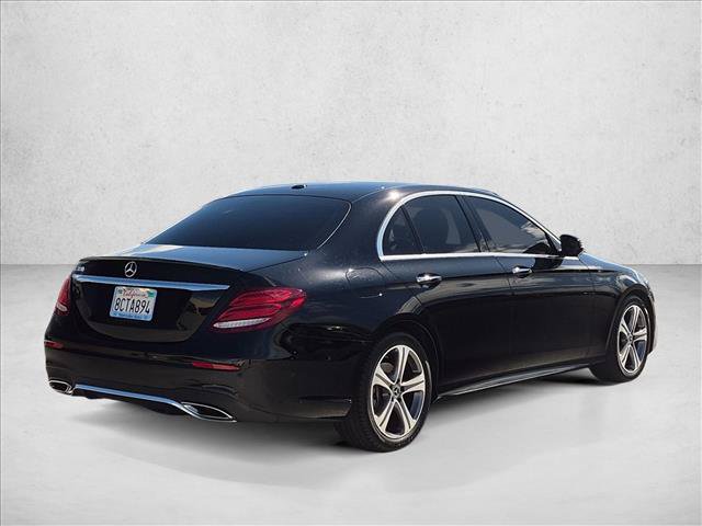 Used 2018 Mercedes-Benz E 300 image 5