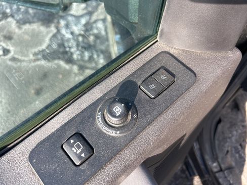 Used 2016 Ford F250 Lariat w/ Lariat Ultimate Package image 12