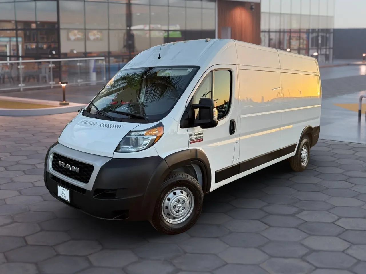 Used 2021 RAM ProMaster 2500 w/ Interior LED Lighting Group FWD image 2
