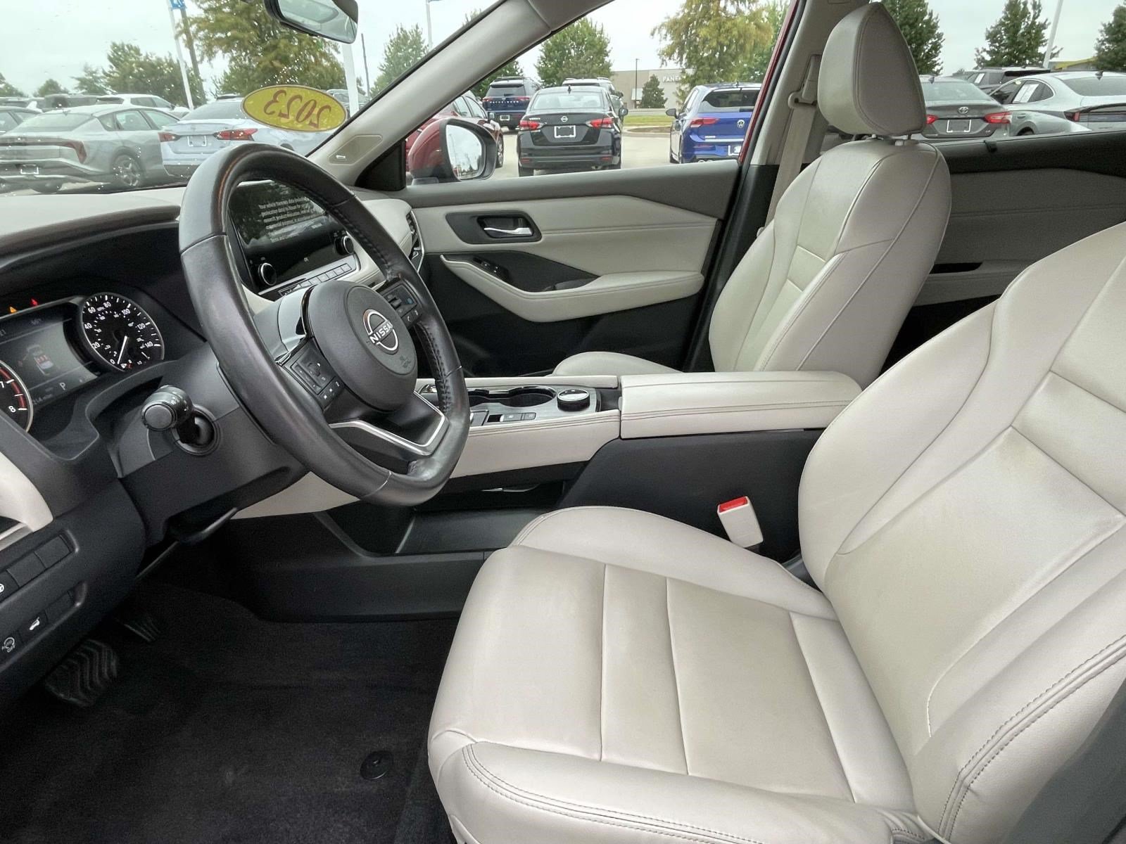 Used 2023 Nissan Rogue SL w/ SL Premium Package AWD/4WD image 15