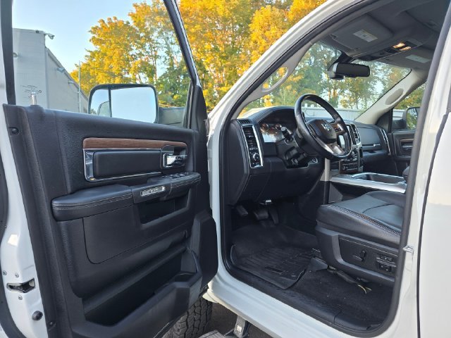 Used 2016 RAM 2500 Laramie w/ Sport Appearance Group AWD/4WD image 18
