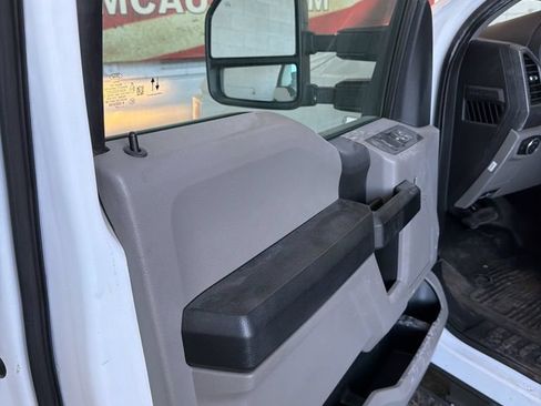 Used 2014 Ford F350 XL w/ Power Equipment Group AWD/4WD image 18
