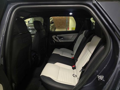 New 2026 Land Rover Discovery Sport Landmark image 19