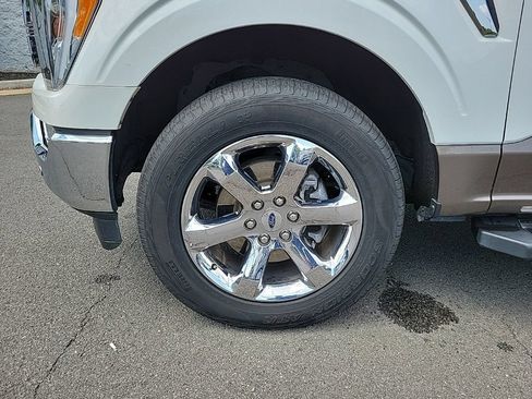 Used 2021 Ford F150 Lariat w/ Max Trailer Tow Package AWD/4WD image 9