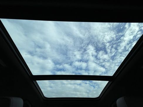 Used 2022 Chevrolet Tahoe RST w/ Luxury Package image 23