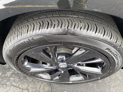 Used 2023 Buick Envision Essence w/ Sport Touring Package image 34