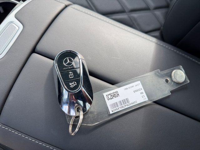 Used 2023 Mercedes-Benz Maybach S 580 4MATIC image 32