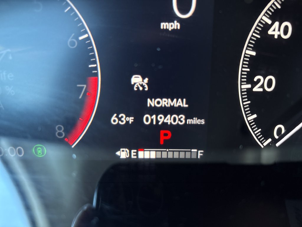 Used 2025 Honda HR-V EX-L image 16