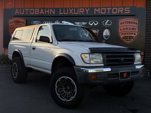 Used 1999 Toyota Tacoma 4x4 Regular Cab image 1