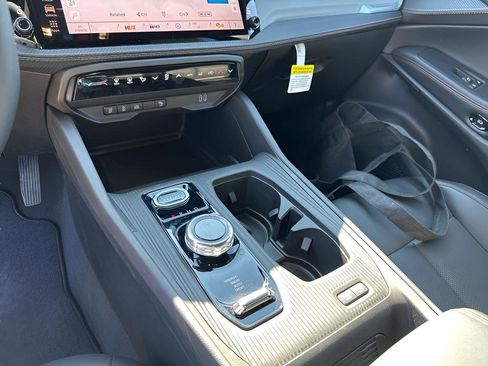 New 2026 Jeep Cherokee Limited image 35