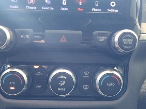 Used 2020 RAM 1500 Big Horn RWD image 31