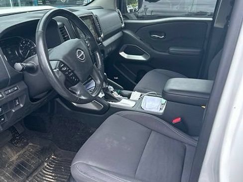 Certified 2023 Nissan Frontier SV w/ SV Convenience Package AWD/4WD image 15