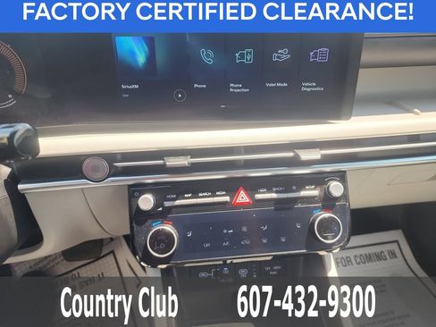 Used 2025 Hyundai Tucson SEL AWD/4WD image 13