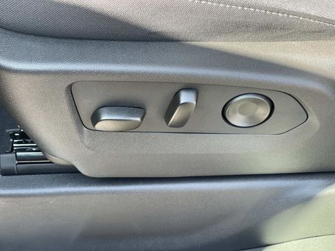 New 2026 GMC Sierra 1500 Elevation image 21