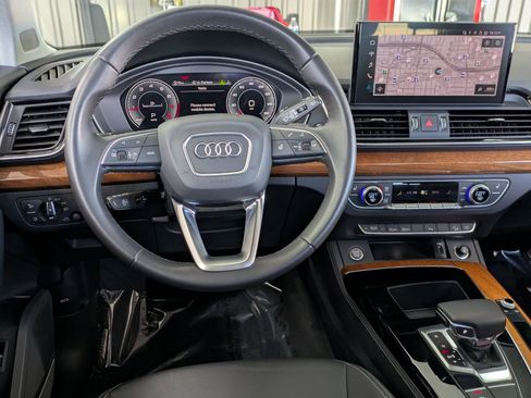 Used 2023 Audi Q5 2.0T Premium Plus w/ Premium Plus Package AWD/4WD image 8