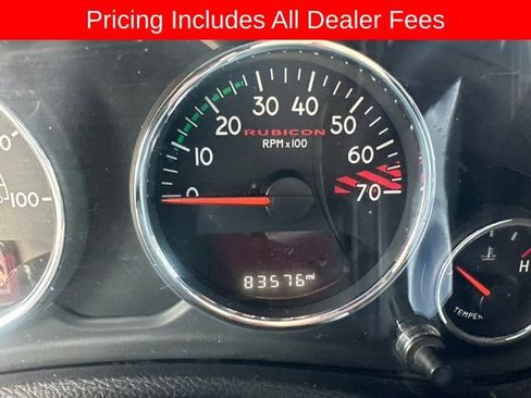 Used 2017 Jeep Wrangler Unlimited Rubicon AWD/4WD image 2
