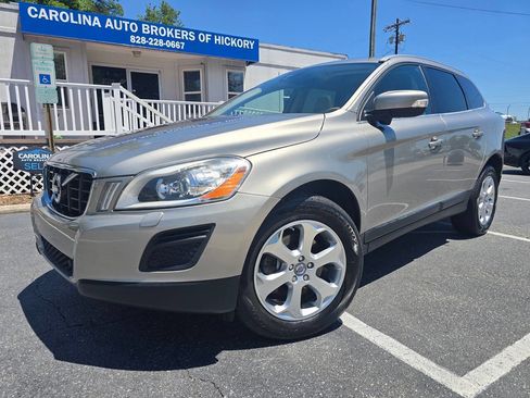 Used 2013 Volvo XC60 3.2 FWD image 2