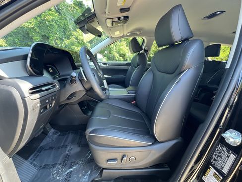 Used 2025 Hyundai Palisade SEL AWD/4WD image 18