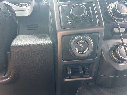 Used 2016 Ford F150 XLT w/ Equipment Group 302A Luxury AWD/4WD image 13