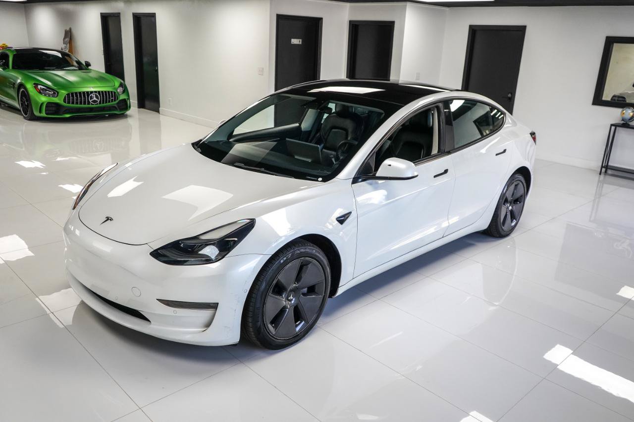 Used 2022 Tesla Model 3 Long Range AWD/4WD image 3