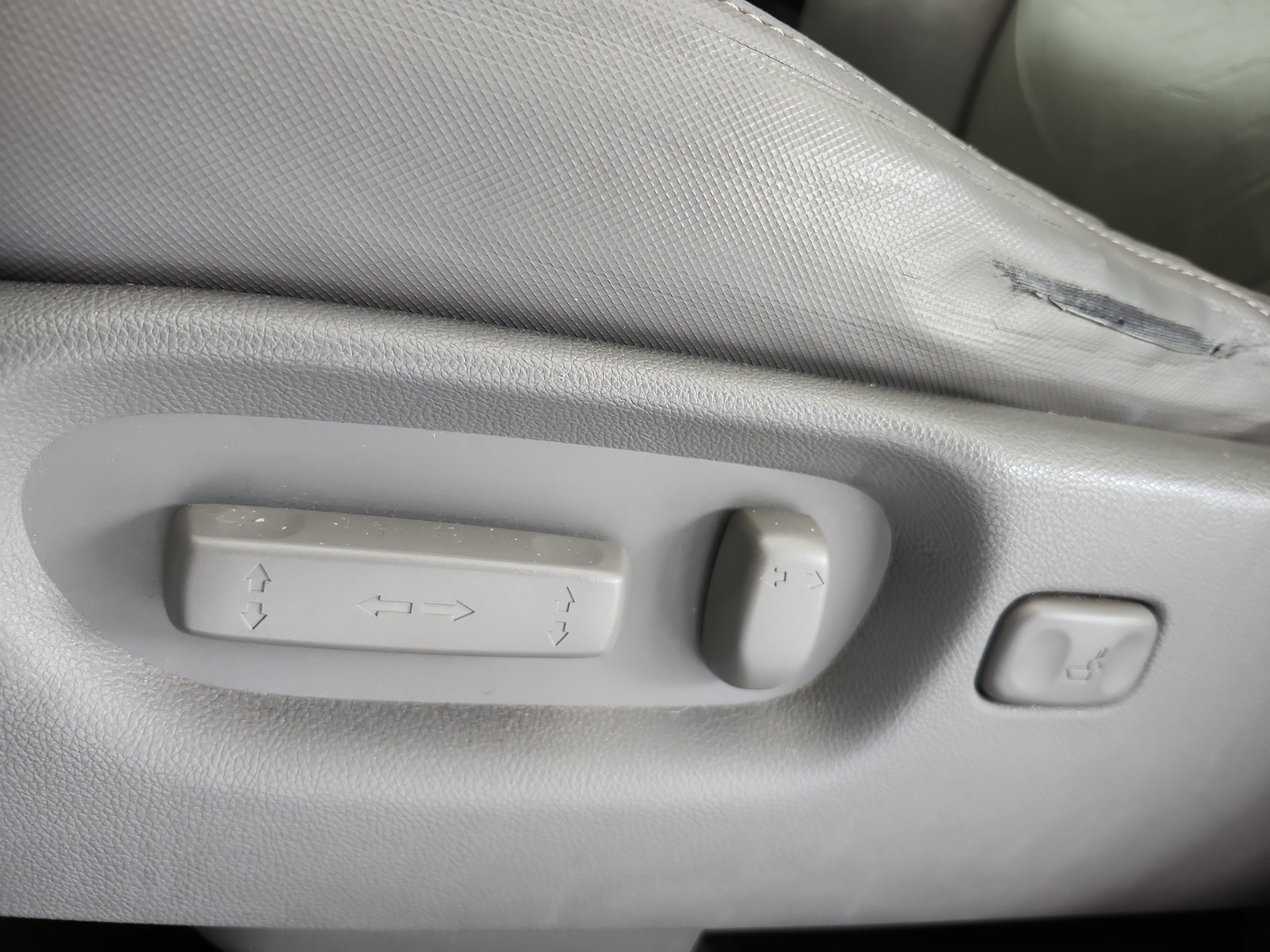 Used 2011 Honda CR-V EX-L image 12