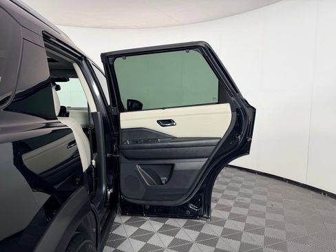 Used 2022 Nissan Pathfinder Platinum w/ Cargo Package FWD image 29