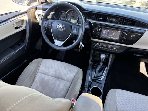 Used 2014 Toyota Corolla L image 12