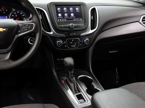 Used 2022 Chevrolet Equinox LT image 15