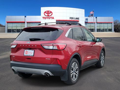 Used 2022 Ford Escape SEL w/ Technology Package image 4