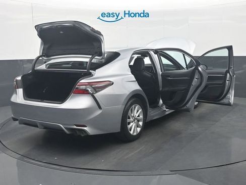 Used 2023 Toyota Camry SE FWD image 40